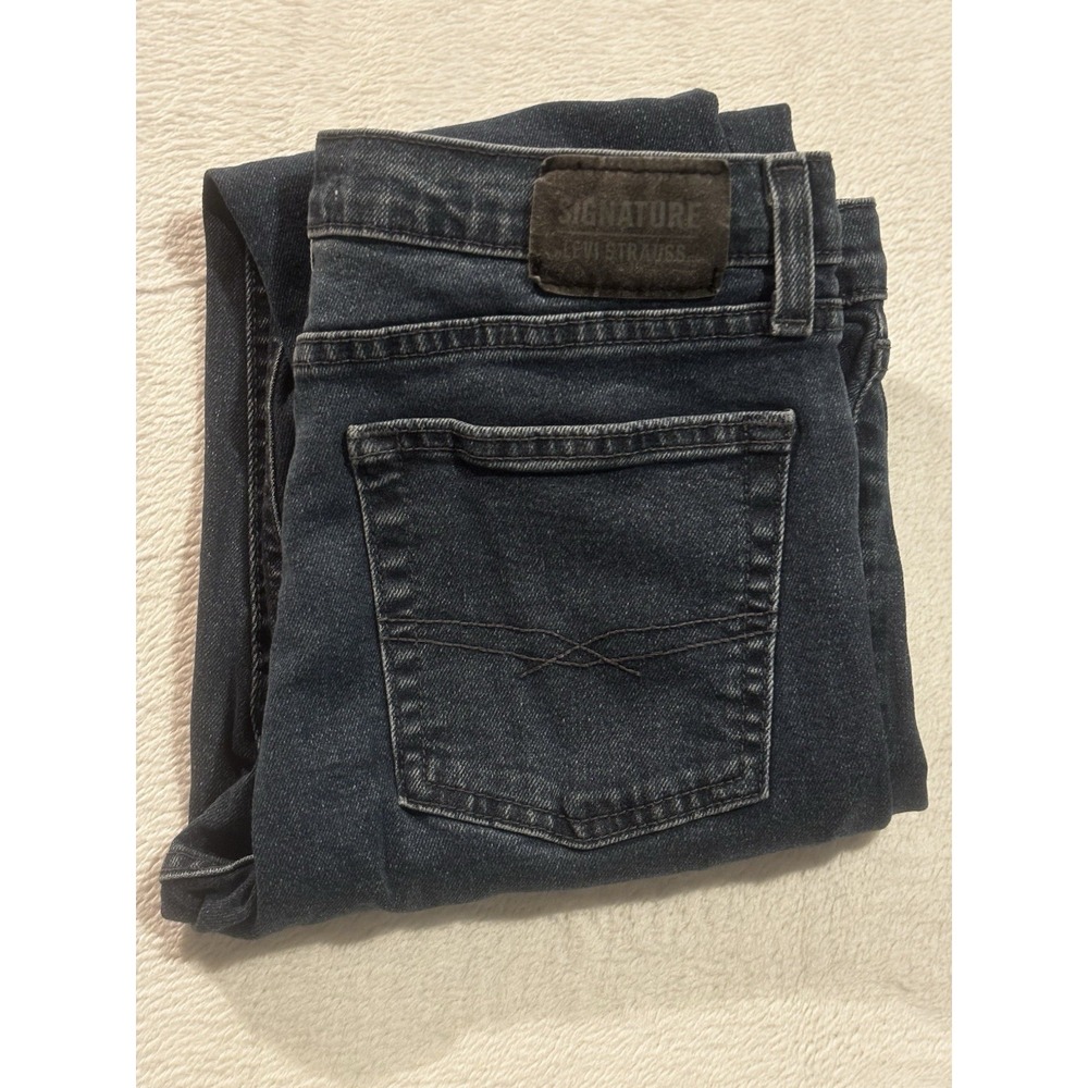 Signature Levi Strauss Jeans Womens 18 Regular Blue Skinny Dark Wash